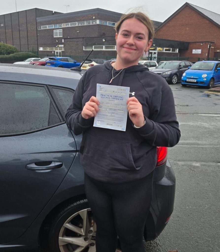 Manual Driving Lessons Aberdeen​